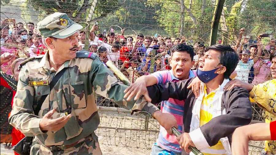 puja fair triggers violence