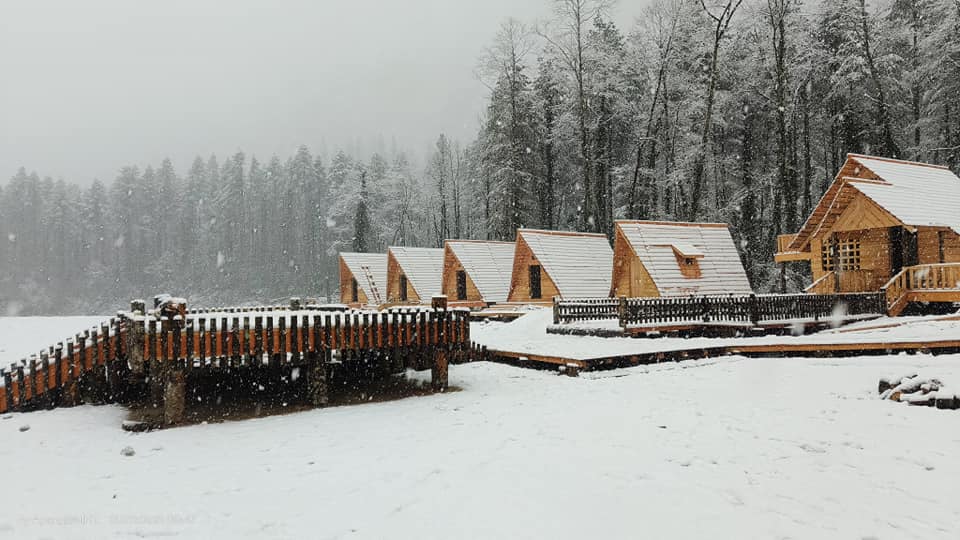 Arunachal Pradesh's Stunning Chighu Resort Draws Praise from Internet