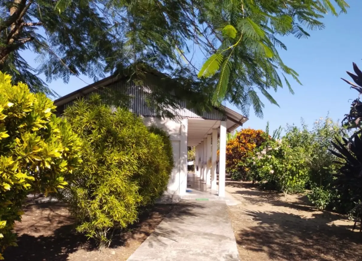 Entry_towards women’s_residential quarters.