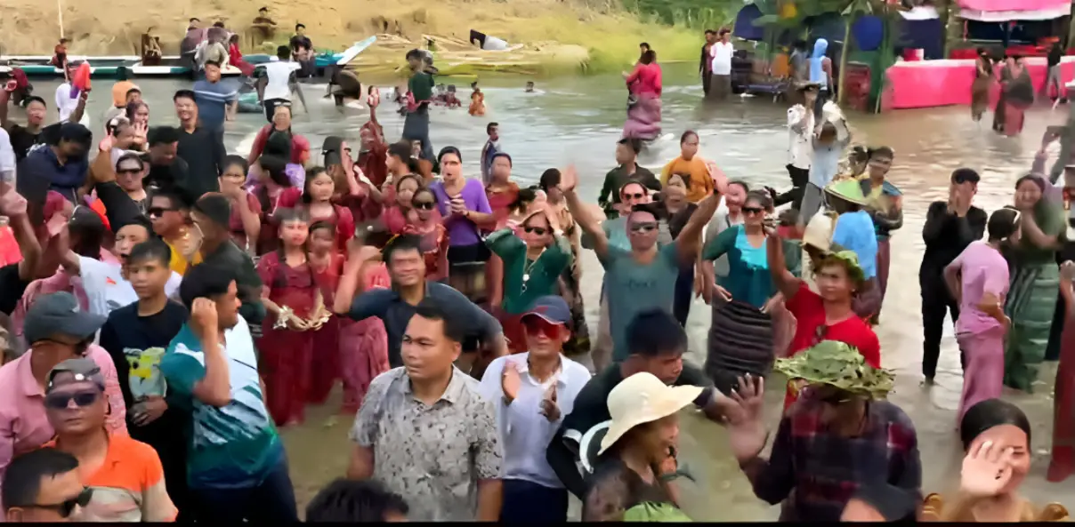 arakan-army-water-festival-thanchi-img3