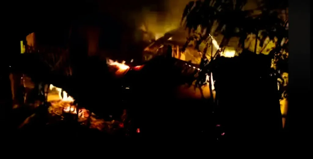 Bangladesh-minority-house-torched-photo
