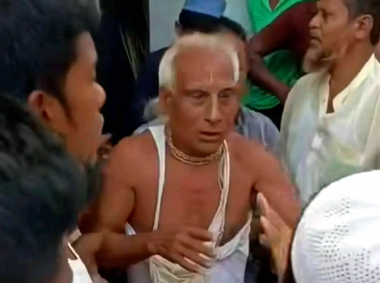 Bangladesh-Hindu-man-assaulted-photo