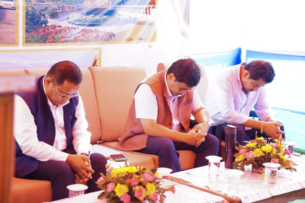 Dignitaries pay tribute to the 69th Garo Labour Corps during the Cenotaph foundation ceremony in Tura.