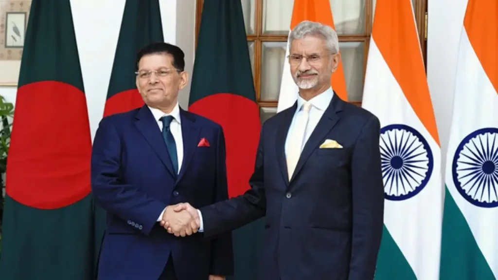 India’s External Affairs Minister S Jaishankar with Foreign Minister Khalilur Rahman