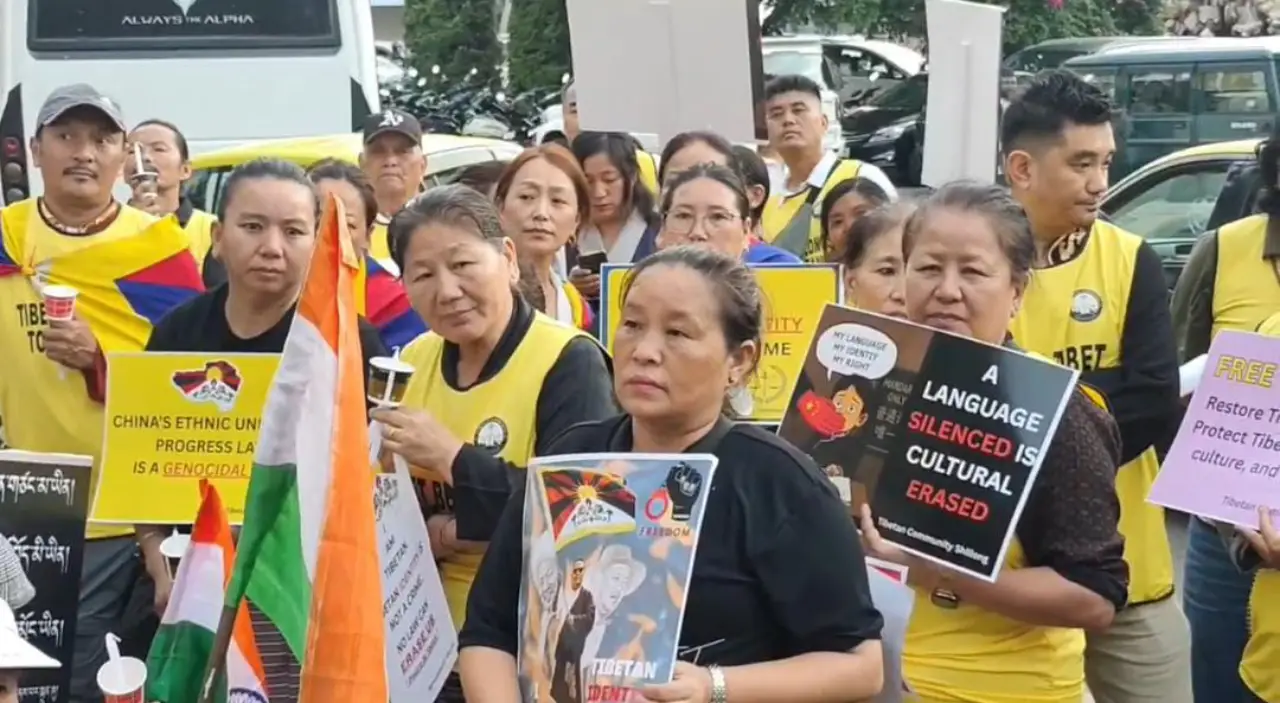 Tibetans protest shillong img1