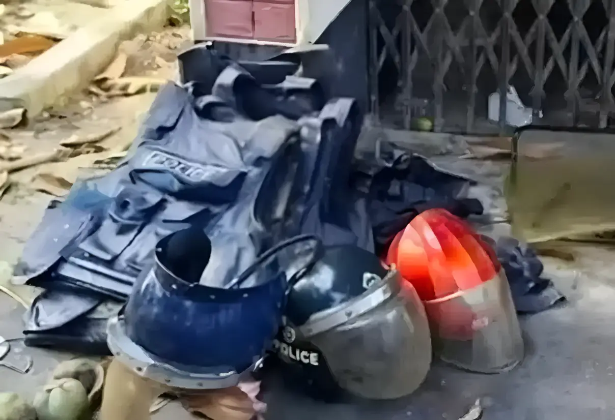 police gears